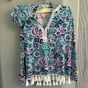 Lilly Pulitzer Hoodie sweatshirt;
Colorful Circle designs with Tassels